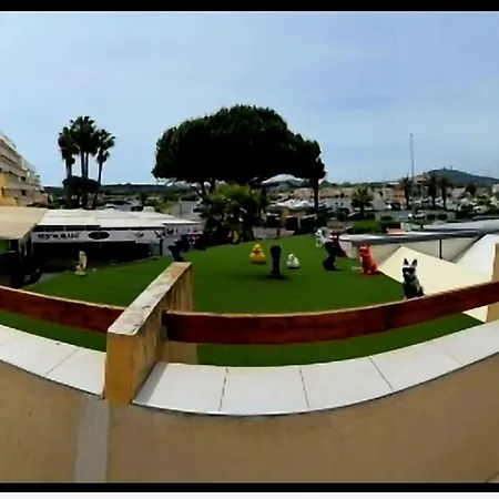 Village Naturiste Cap D T2 Port Nature 5 Coursives Avec Parking Apartment