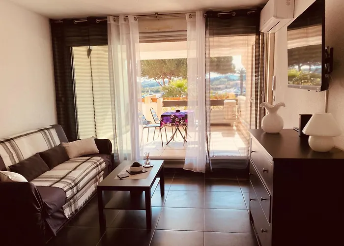 Village Naturiste Cap D - Coursives Port Nature 5 - Entier Separee Au Calme Agde